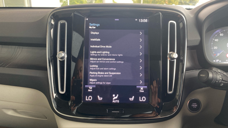 Volvo Xc40 1.5 T5 Recharge PHEV Ultimate Dark 5dr Auto Estate